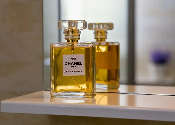 Nena Apartment Split